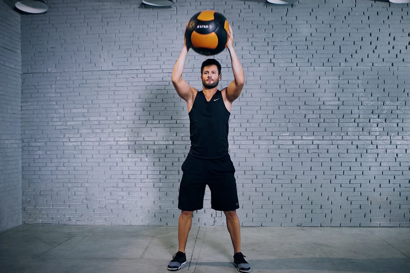 Exercise of the week: MB Squat to Overhead Press